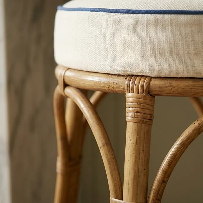 Vista 4 banco ratán